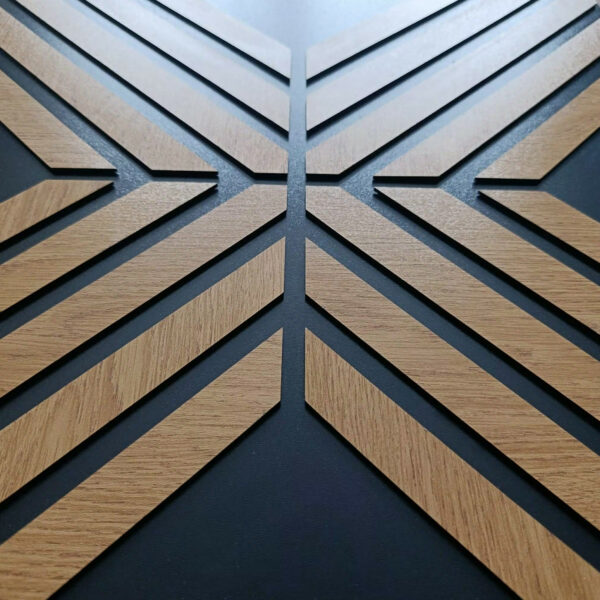 Czarny panel 3D z dębem